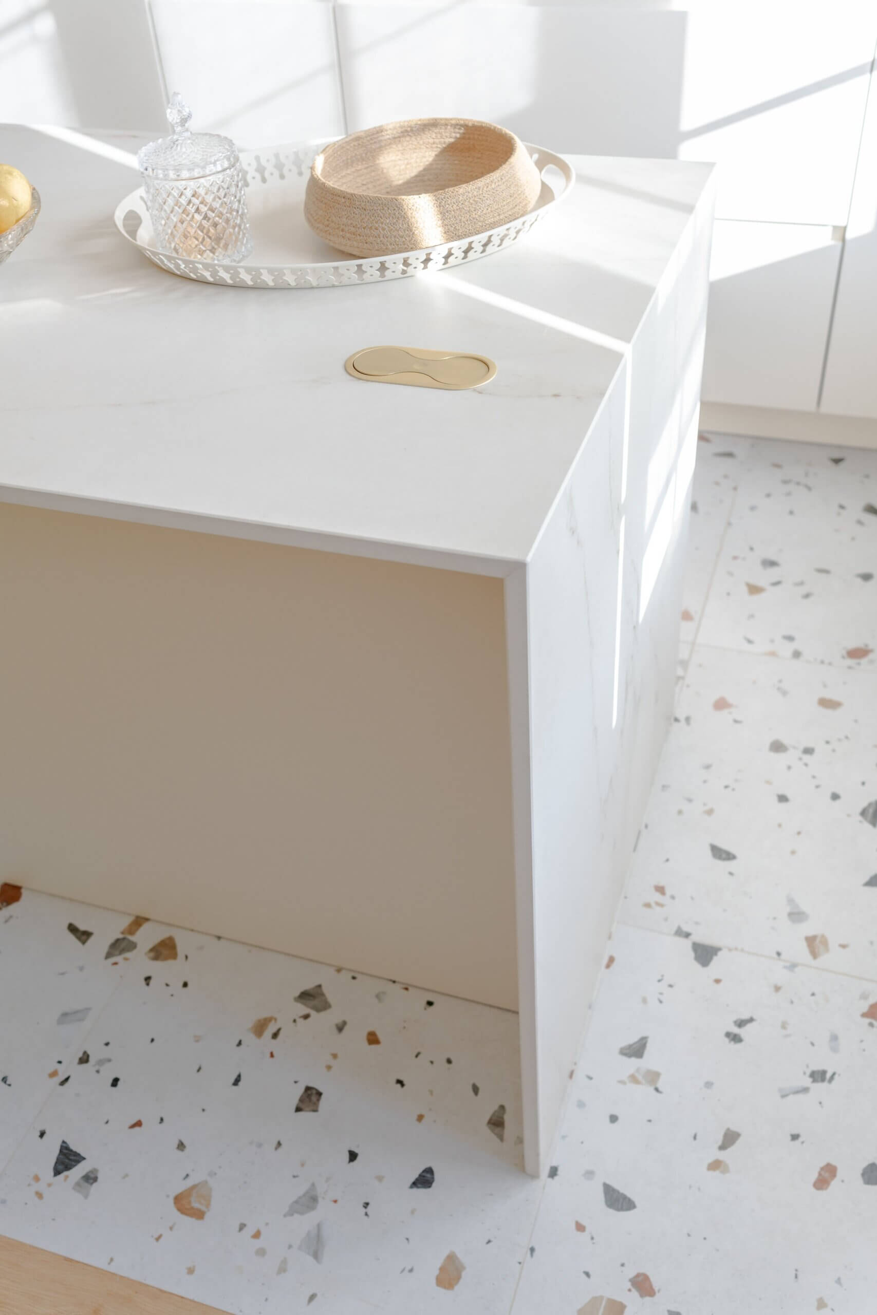 suspension-salle-de-bain-leroy-merlin-miroir-papier-peint-agathe-ogeron